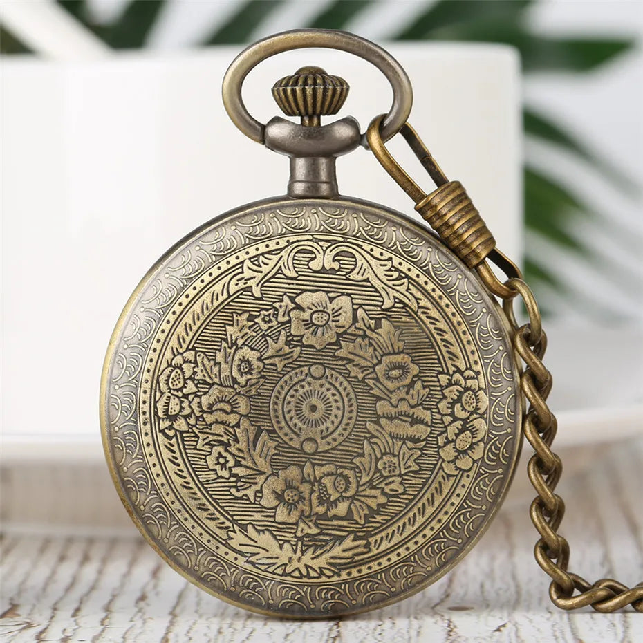 Vintage Retro Roman Numerals Display Quartz Pocket Watch