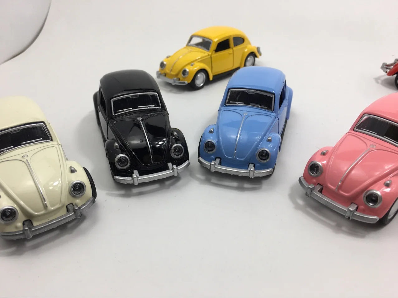 Vintage Beetle Diecast Pull Back Car