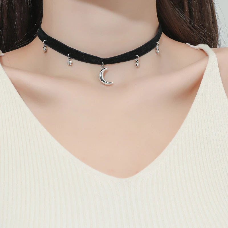 Vintage Velvet Pearl Choker Necklace Gothic