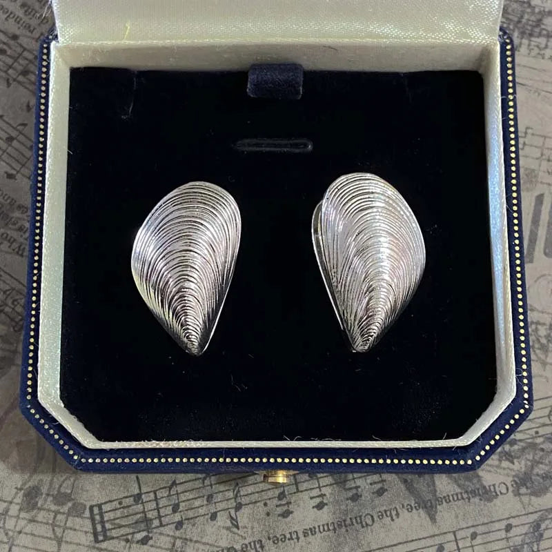 Vintage Silver Geometric Shell Stud Earrings